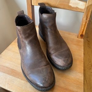 Men’s Born boots